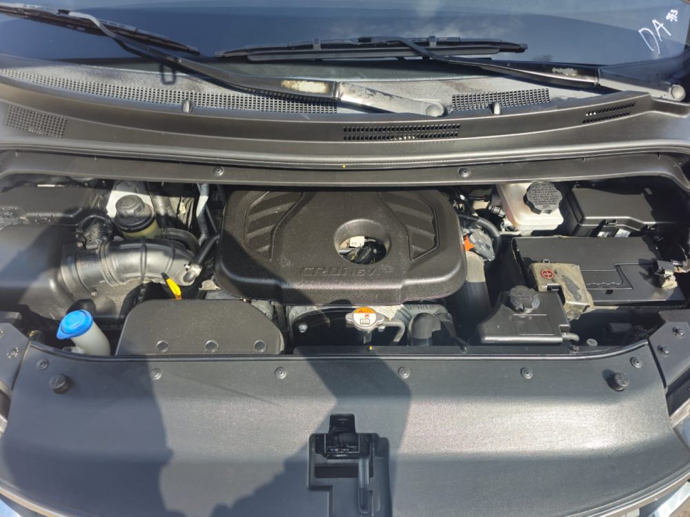 HYUNDAI GRAND STAREX 2020 – 2.5cc Turbo Diesel / 12 Pasajeros / 4×2 / Automático-Secuencial - Imagen 18