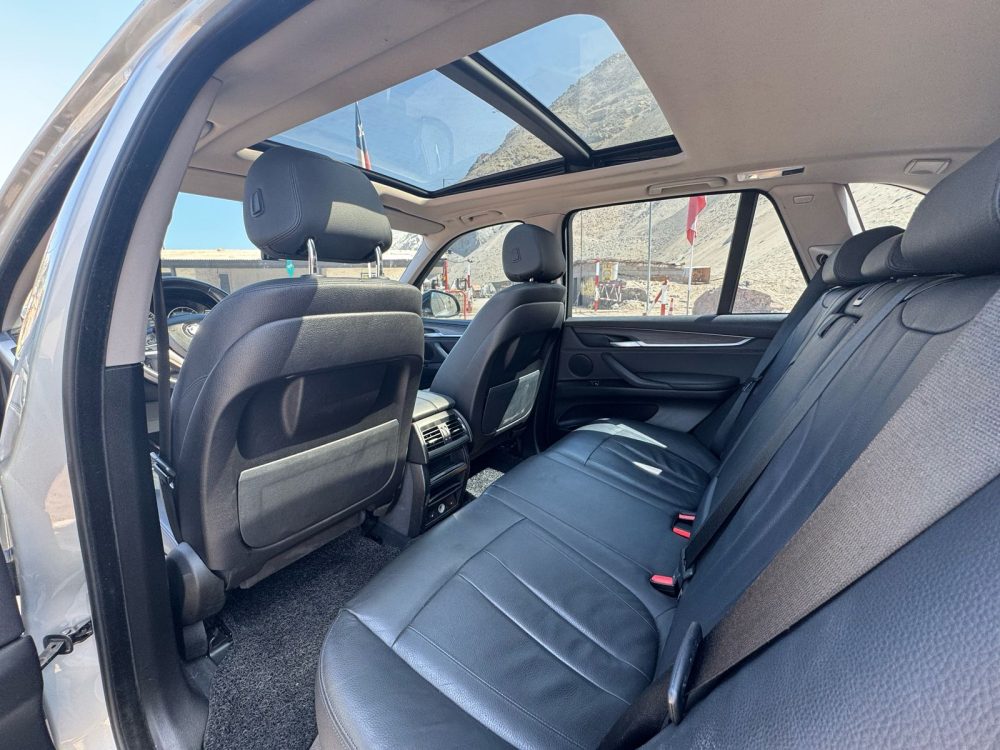 BMW X5 30d 2015 – 3.0CC TwinPowerTurbo Diesel / 4X4 / 5 Pasajeros / Full Equipped - Imagen 19