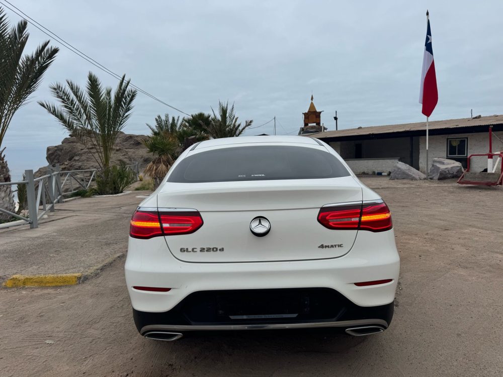 MERCEDES BENZ GLC220d 2018 – 2.2cc Turbo Diesel / 5 Pasajeros / 4matic / Kit AMG - Imagen 5