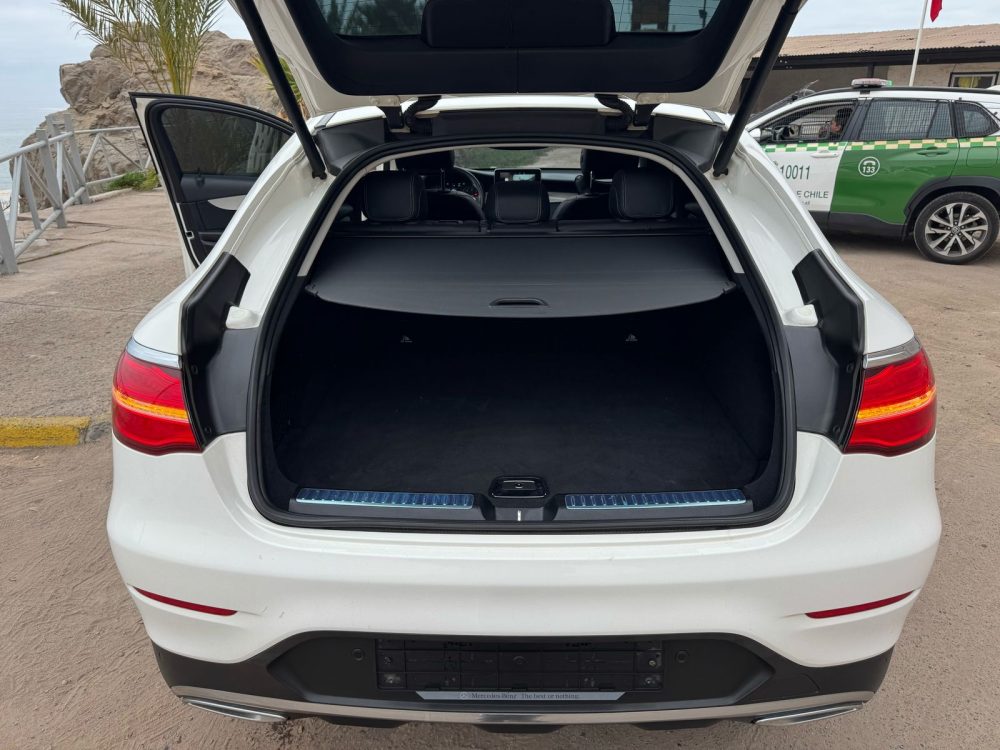 MERCEDES BENZ GLC220d 2018 – 2.2cc Turbo Diesel / 5 Pasajeros / 4matic / Kit AMG - Imagen 26