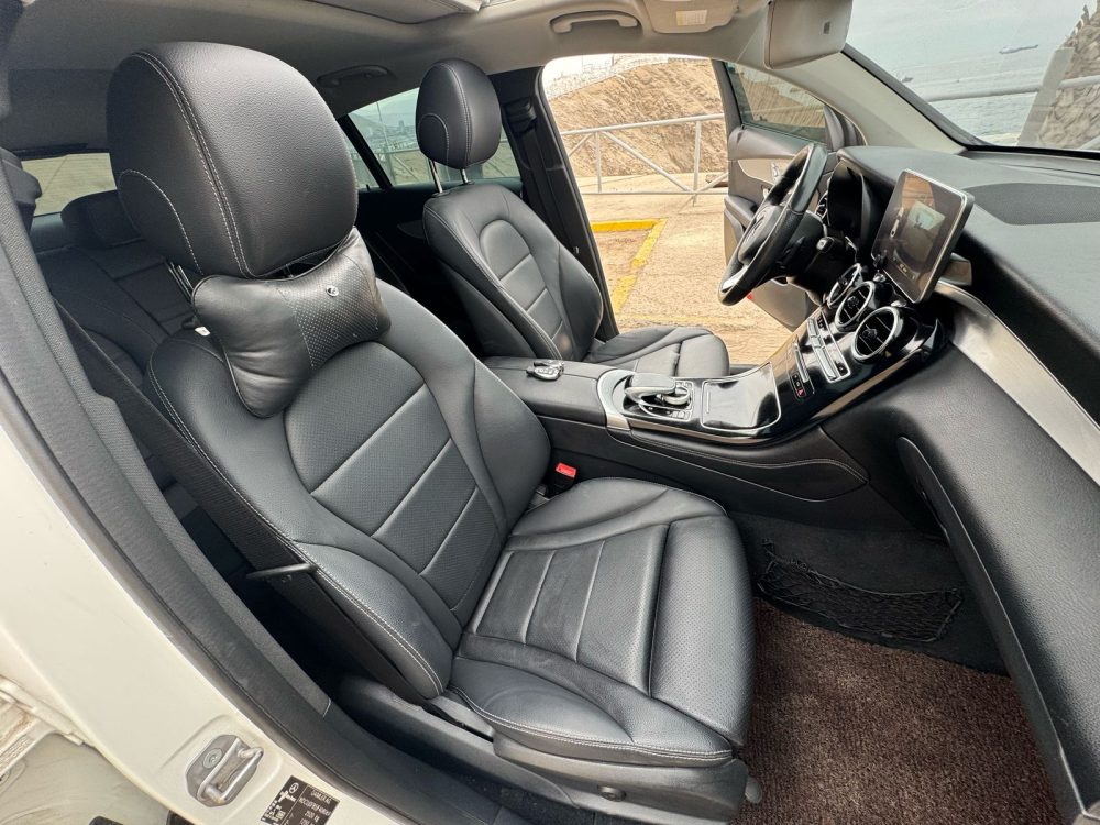 MERCEDES BENZ GLC220d 2018 – 2.2cc Turbo Diesel / 5 Pasajeros / 4matic / Kit AMG - Imagen 28