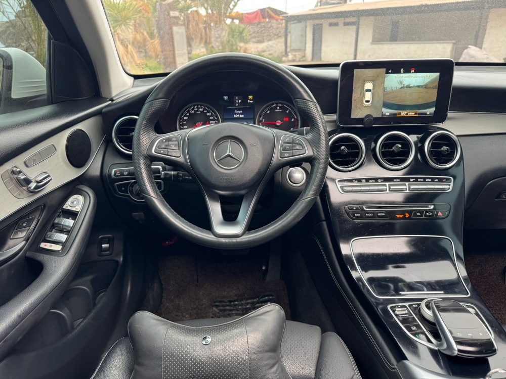 MERCEDES BENZ GLC220d 2018 – 2.2cc Turbo Diesel / 5 Pasajeros / 4matic / Kit AMG - Imagen 32