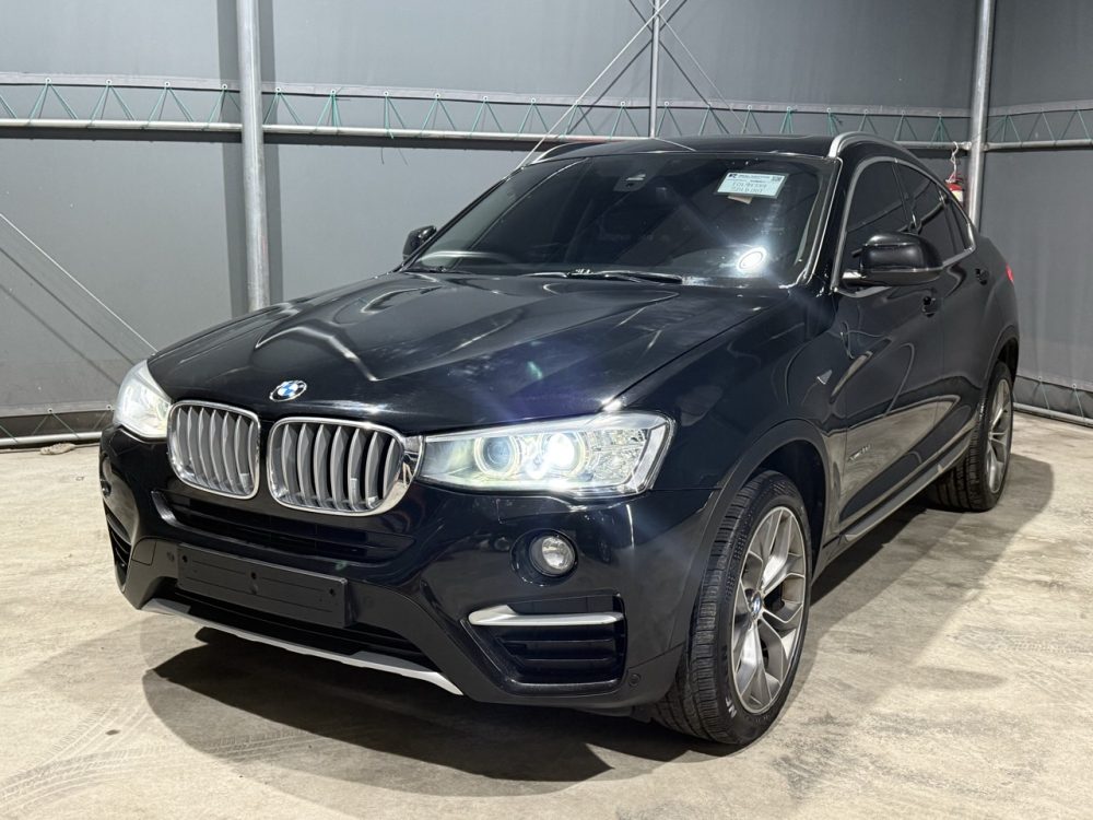 BMW X4 20d 2015 – 2.0CC TwinPowerTurbo Diesel / 4X4 / 5 Pasajeros / Full Equipped