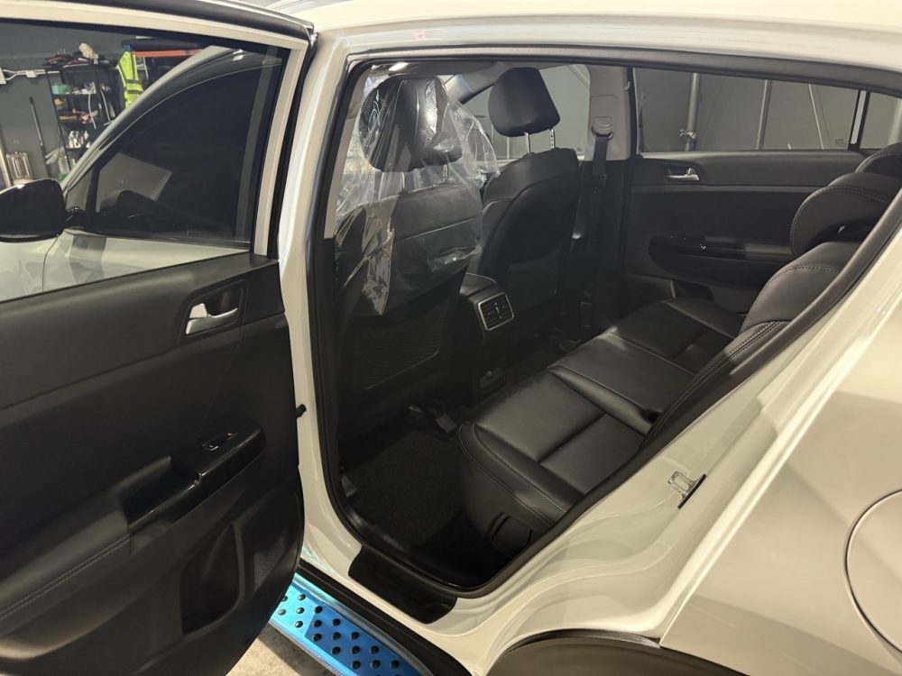 KIA SPORTAGE 2018 - 2.0cc Turbo Diesel / 4x2 / 5 Pasajeros / Cámara de retroceso - Imagen 12