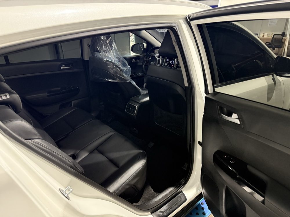KIA SPORTAGE 2018 - 2.0cc Turbo Diesel / 4x2 / 5 Pasajeros / Cámara de retroceso - Imagen 13