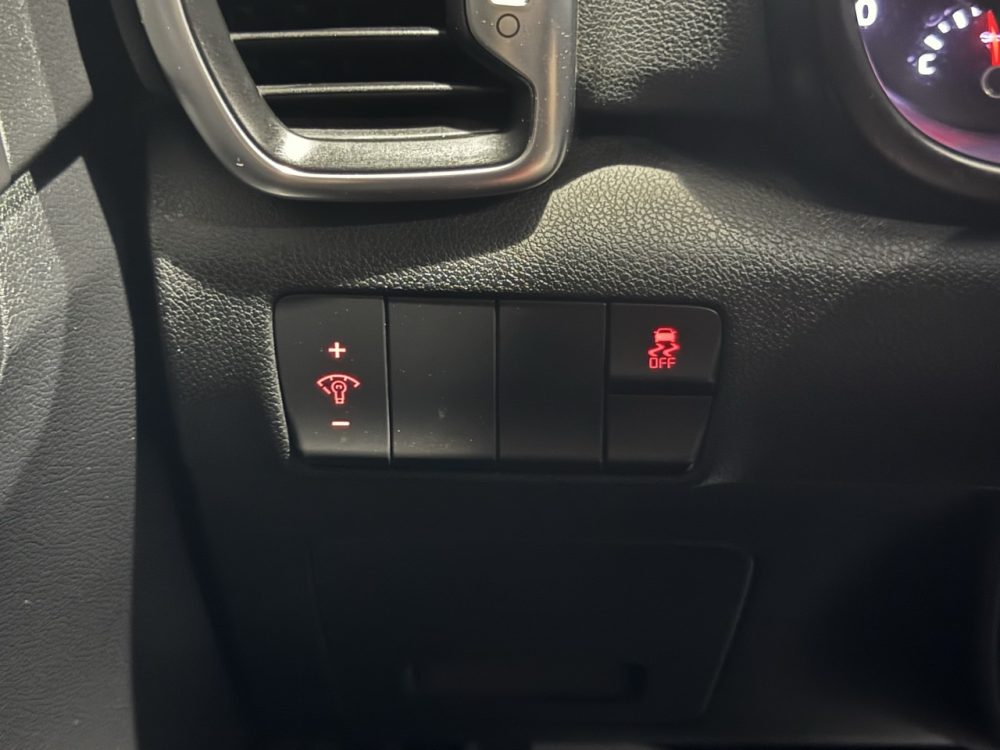 KIA SPORTAGE 2018 - 2.0cc Turbo Diesel / 4x2 / 5 Pasajeros / Cámara de retroceso - Imagen 26