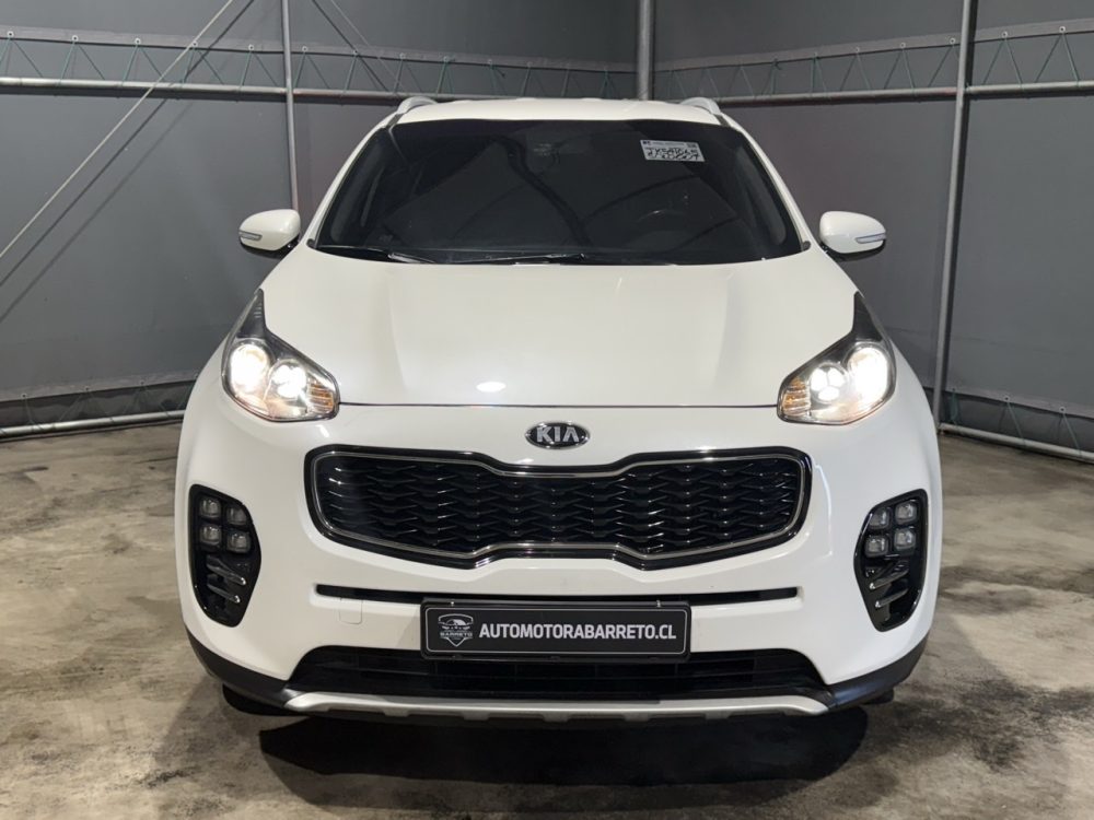 KIA SPORTAGE 2018 - 2.0cc Turbo Diesel / 4x2 / 5 Pasajeros / Cámara de retroceso
