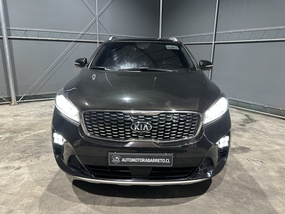 KIA SORENTO 2019 – 2.2CC Turbo Diesel / 7 Pasajeros / 4×4 / cámara 360°