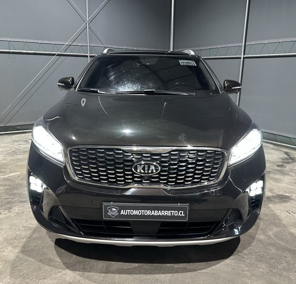 KIA SORENTO 2019 – 2.2CC Turbo Diesel / 7 Pasajeros / 4×4 / cámara 360°