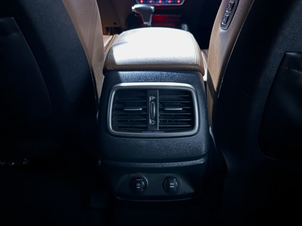 KIA SORENTO 2019 – 2.2CC Turbo Diesel / 7 Pasajeros / 4×4 / cámara 360° - Imagen 28