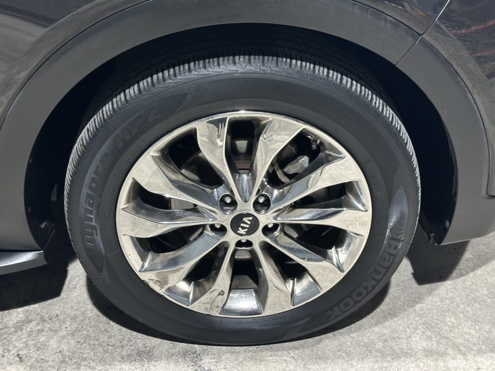 KIA SORENTO 2019 – 2.2CC Turbo Diesel / 7 Pasajeros / 4×4 / cámara 360° - Imagen 32