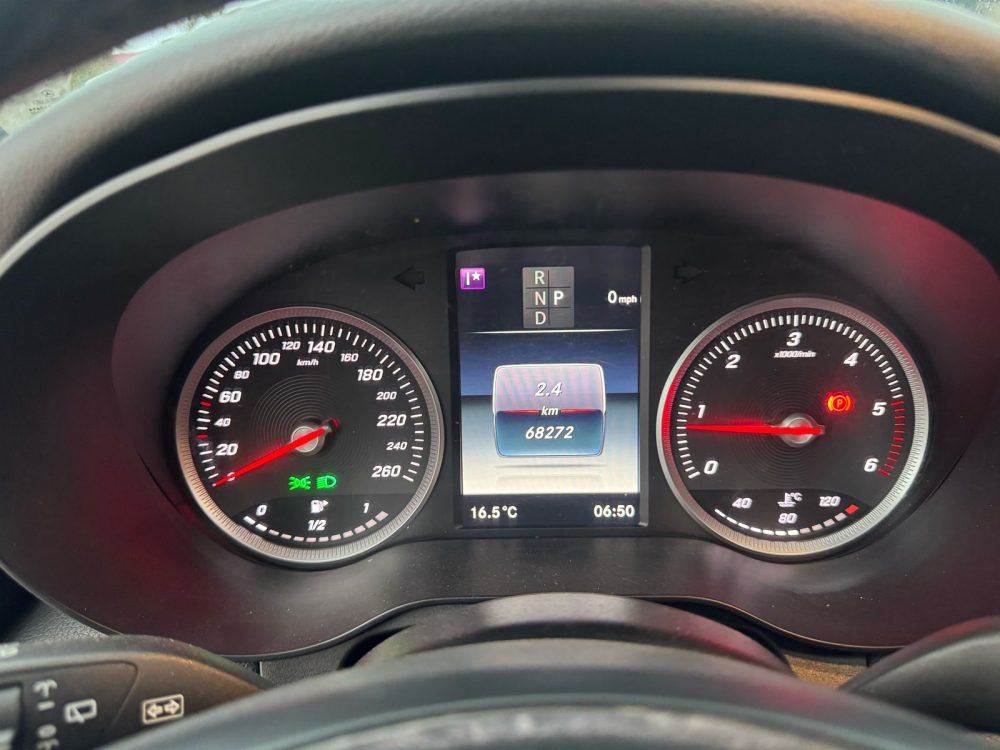 MERCEDES BENZ GLC220d 2016 – 2.2cc Turbo Diesel / 5 Pasajeros / 4matic - Imagen 25