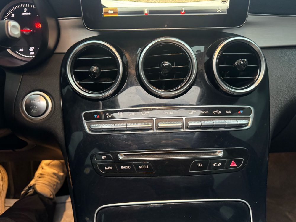 MERCEDES BENZ GLC220d 2016 – 2.2cc Turbo Diesel / 5 Pasajeros / 4matic - Imagen 29