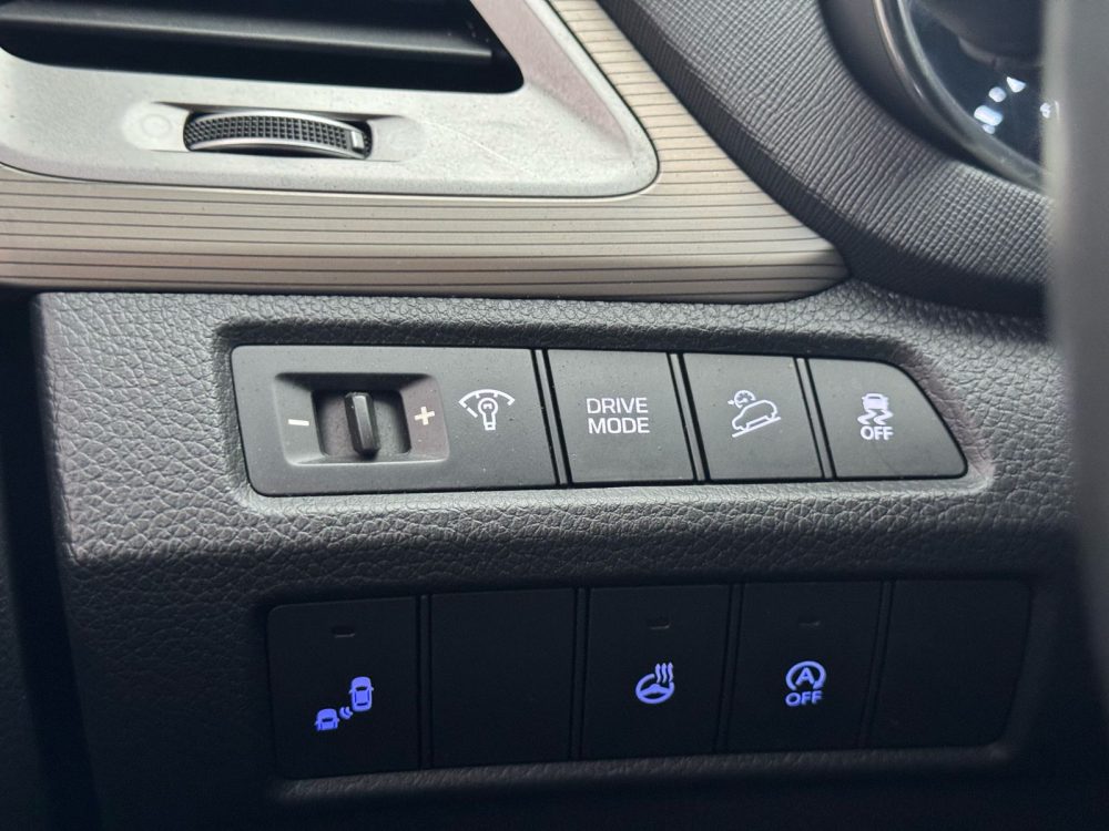 HYUNDAI MAXCRUZ 2018 – 2.2cc Turbo Diesel / 4×2 / 7 Pasajeros / Portalon Electronico / Camara retro - Imagen 25