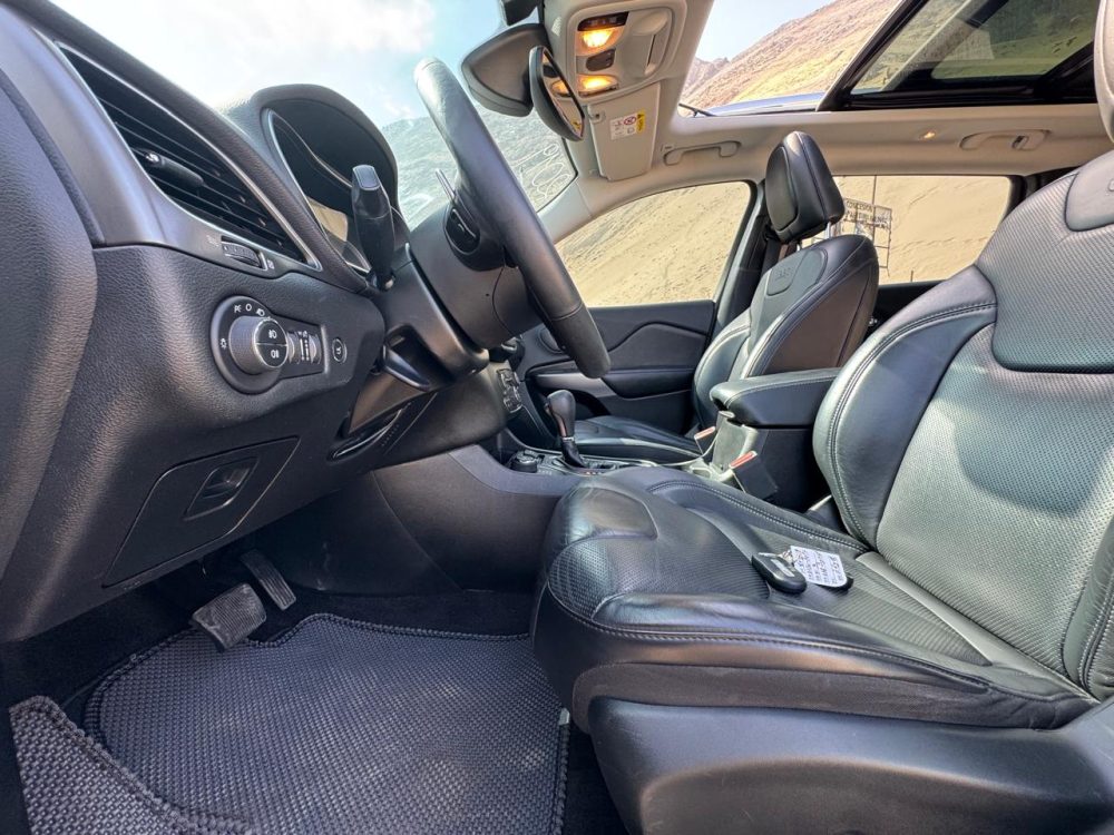 JEEP CHEROKEE 2019 / GASOLINA / 2.4CC / LONGITUDE / 4X4 - Imagen 19