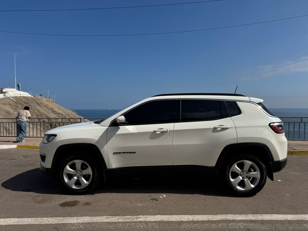 JEEP COMPASS 2019 / GASOLINA / 2.4CC / LONGITUDE / 4X4 - Imagen 3