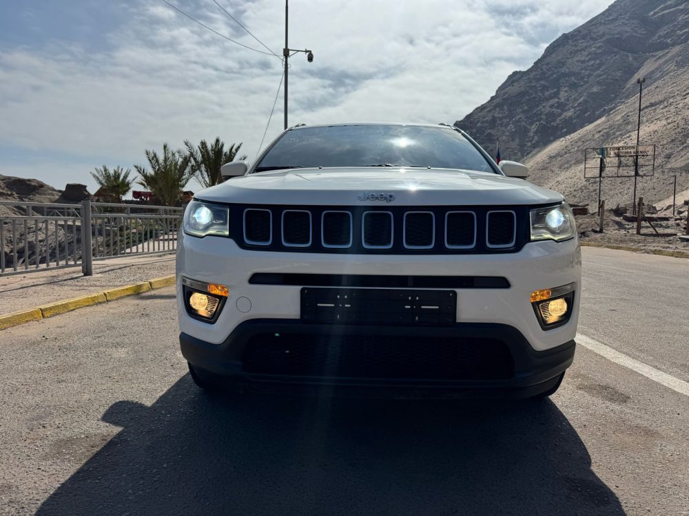 JEEP COMPASS 2019 / GASOLINA / 2.4CC / LONGITUDE / 4X4 - Imagen 9