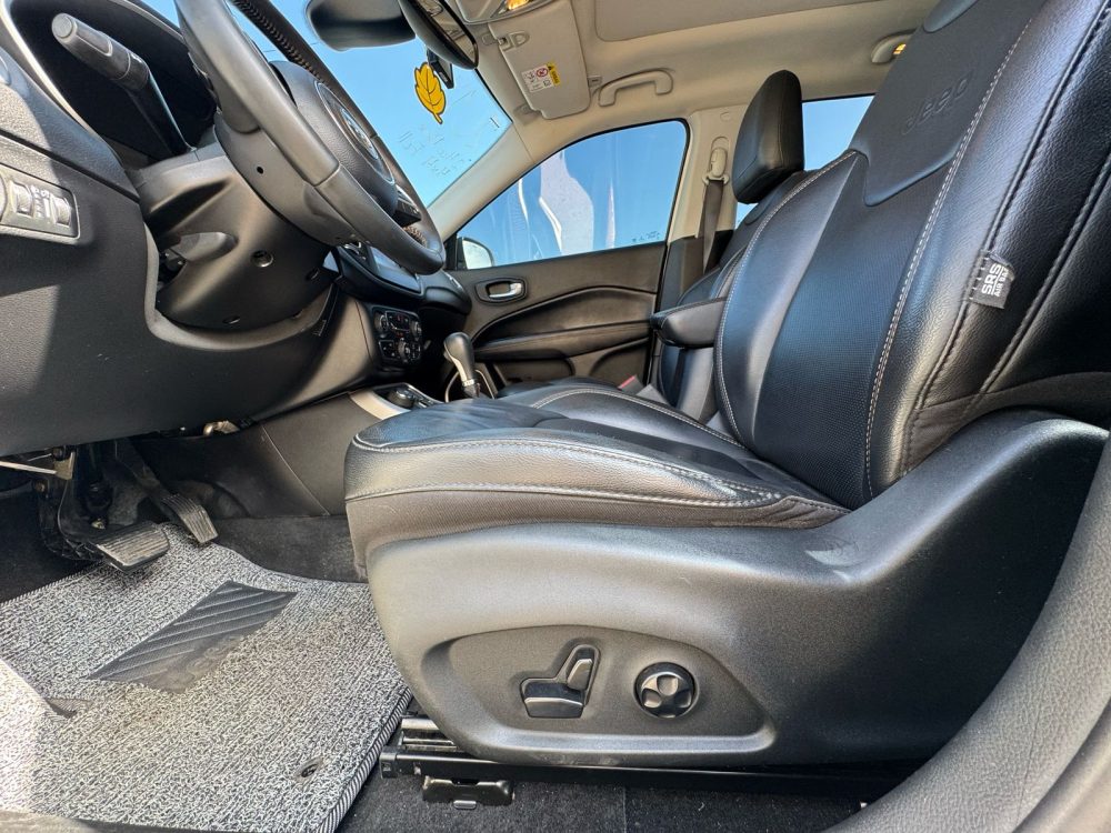 JEEP COMPASS 2019 / GASOLINA / 2.4CC / LONGITUDE / 4X4 - Imagen 35