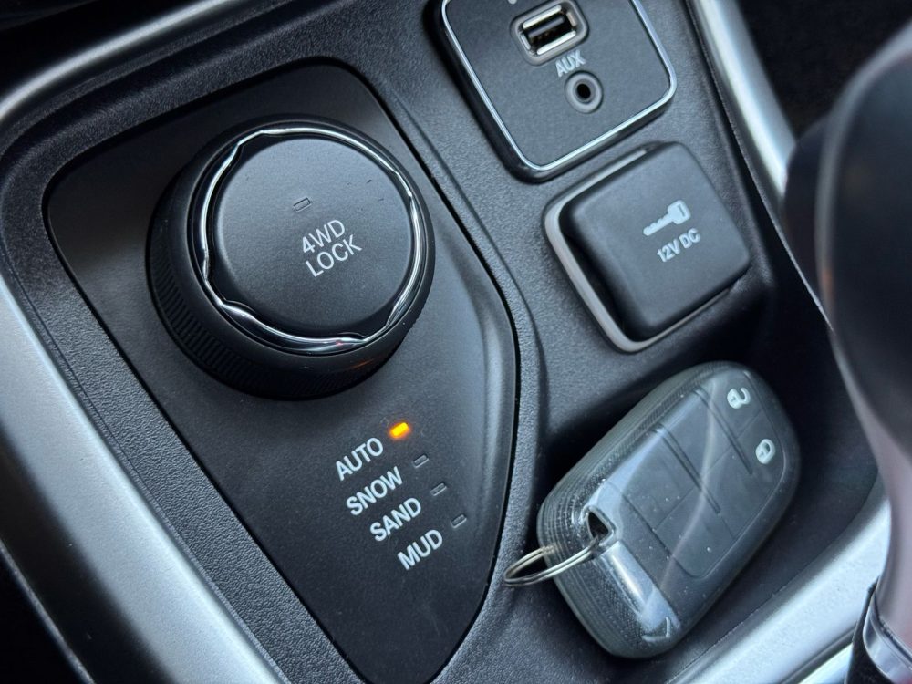 JEEP COMPASS 2019 / GASOLINA / 2.4CC / LONGITUDE / 4X4 - Imagen 45