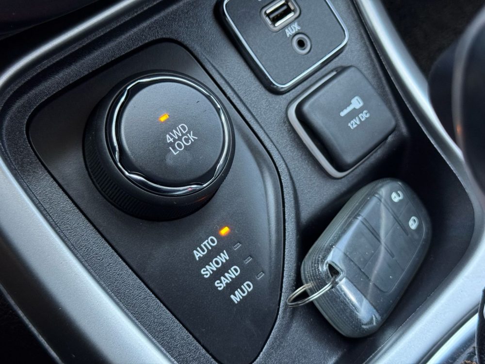JEEP COMPASS 2019 / GASOLINA / 2.4CC / LONGITUDE / 4X4 - Imagen 47