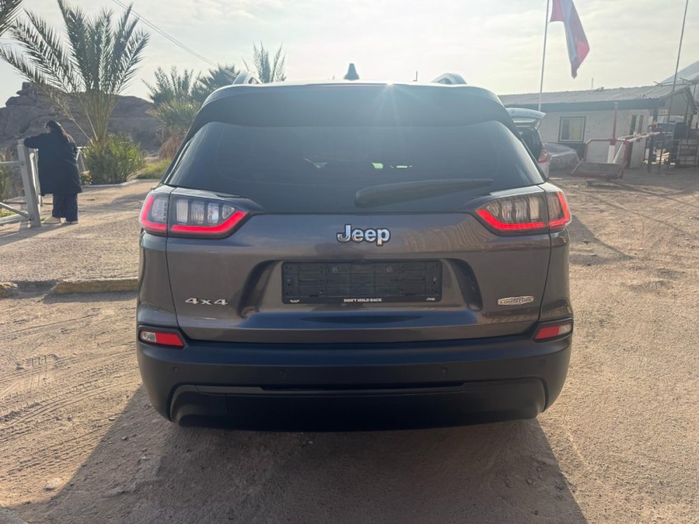 JEEP CHEROKEE LIMITED 2019 - 2.4cc Bencinero / 4x4 / 5 Pasajeros / Full Equipped - Imagen 6