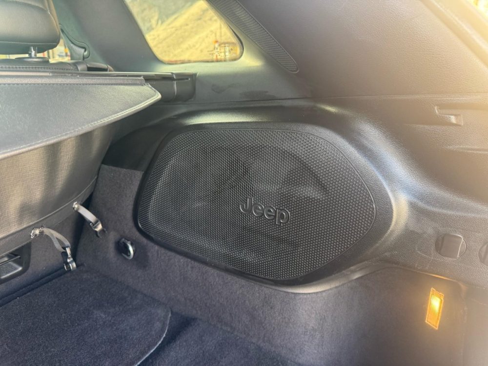 JEEP CHEROKEE LIMITED 2019 - 2.4cc Bencinero / 4x4 / 5 Pasajeros / Full Equipped - Imagen 20