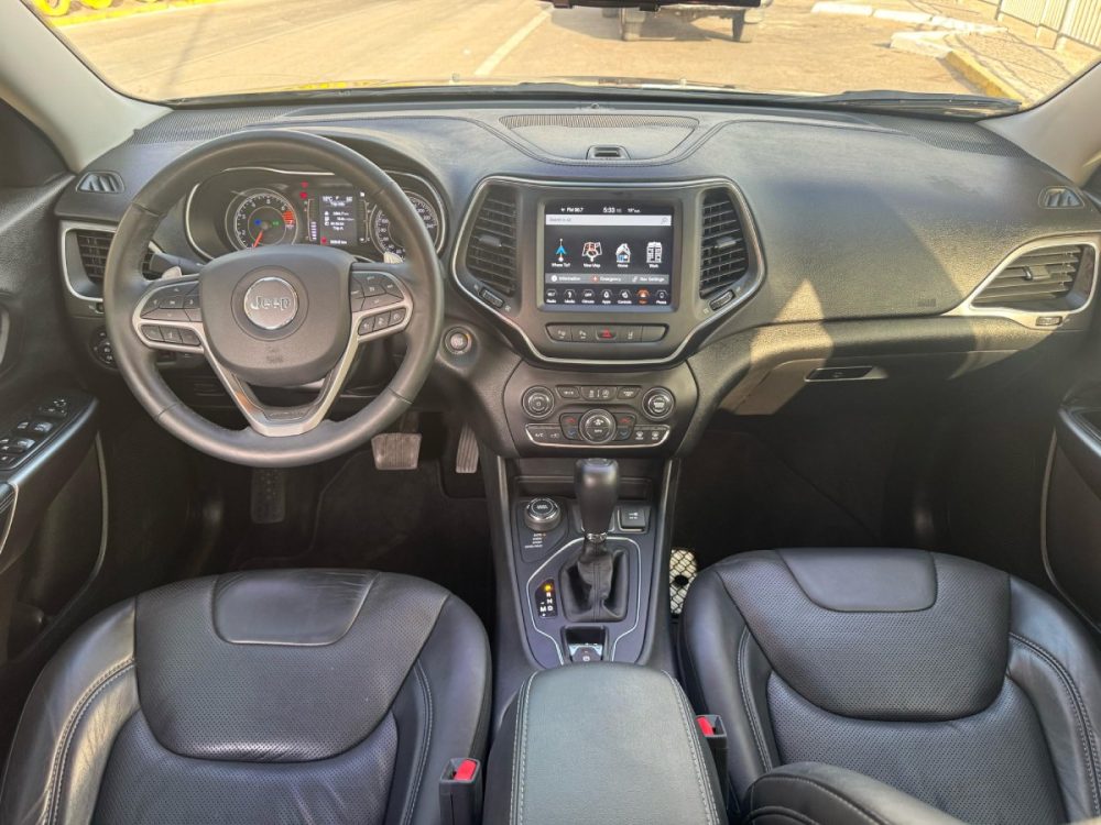 JEEP CHEROKEE LIMITED 2019 - 2.4cc Bencinero / 4x4 / 5 Pasajeros / Full Equipped - Imagen 36