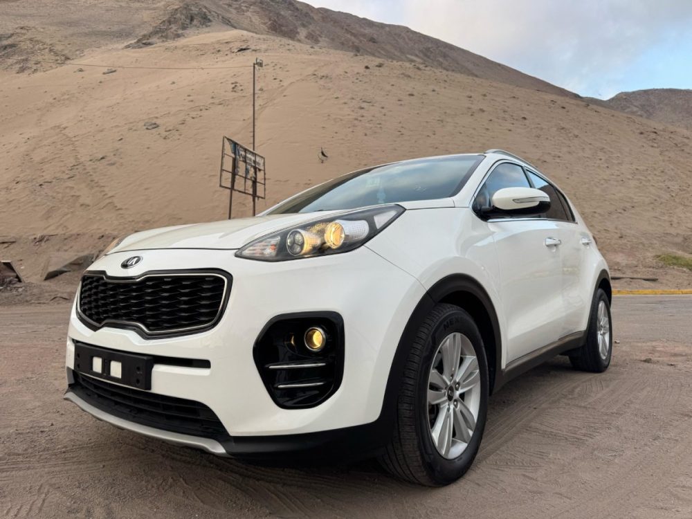 KIA SPORTAGE 2018 - 2.0cc Turbo Diesel / 4x2 / 5 Pasajeros / Cámara de retroceso - Imagen 2