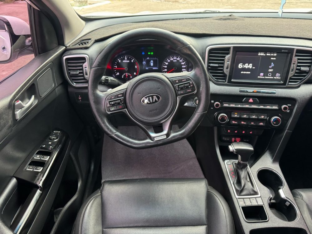KIA SPORTAGE 2018 - 2.0cc Turbo Diesel / 4x2 / 5 Pasajeros / Cámara de retroceso - Imagen 22