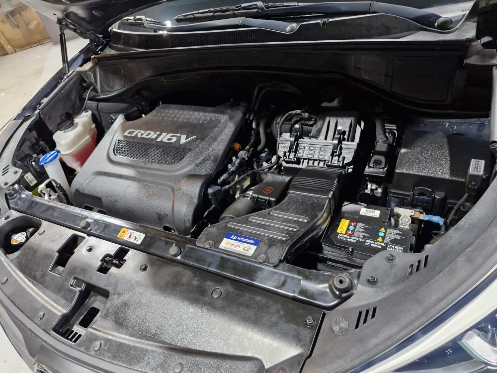 HYUNDAI SANTA FE 2018 – 2.2cc Turbo Diesel / 4×2 / 7 Pasajeros / Portalon Electronico / Camara retro - Imagen 31