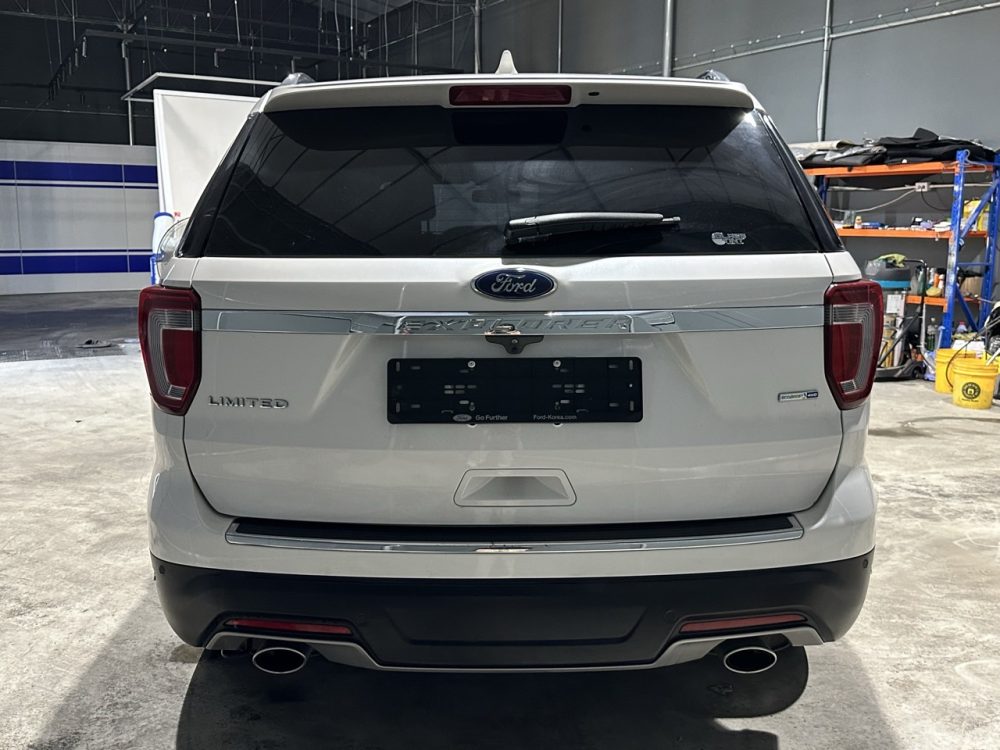 FORD EXPLORER LIMITED 2018 - 2.3cc EcoBoost / 4x4 / 7 Pasajeros / Top Line - Imagen 6