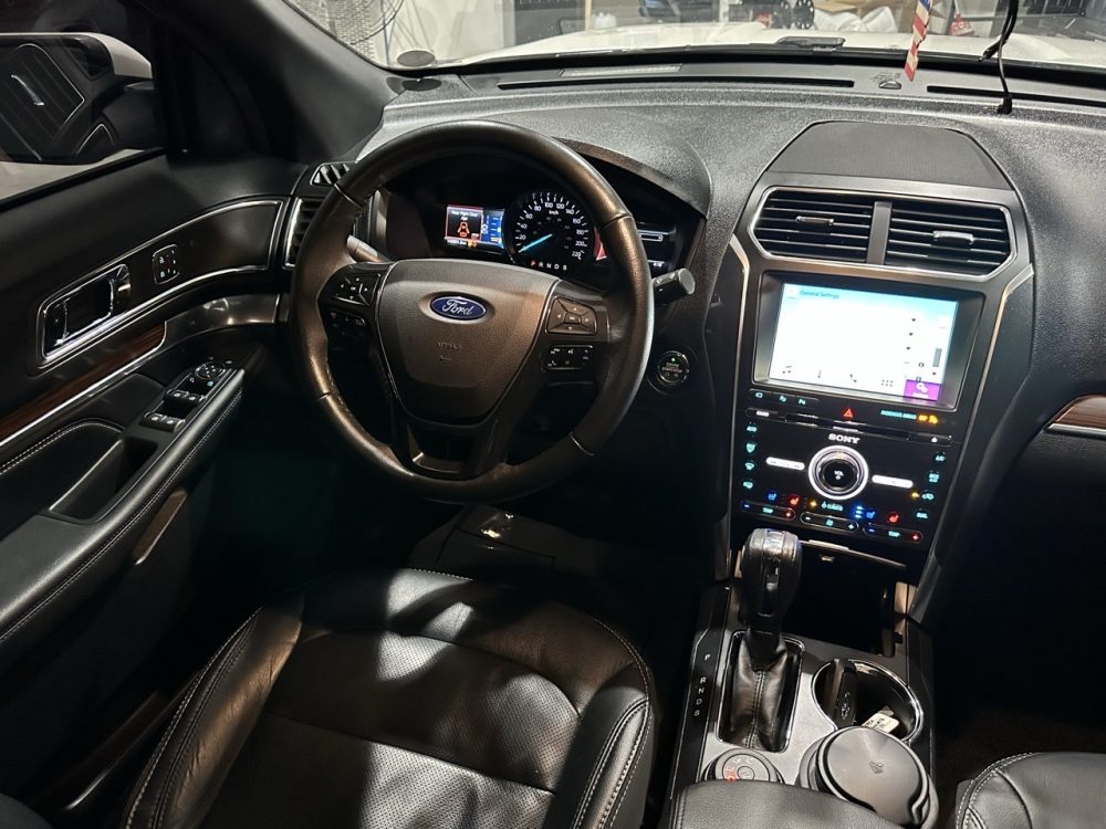 FORD EXPLORER LIMITED 2018 - 2.3cc EcoBoost / 4x4 / 7 Pasajeros / Top Line - Imagen 15