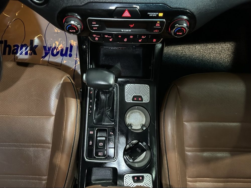 KIA SORENTO 2018 – 2.2CC Turbo Diesel / 7 Pasajeros / 4×2 / cámara 360° - Imagen 21