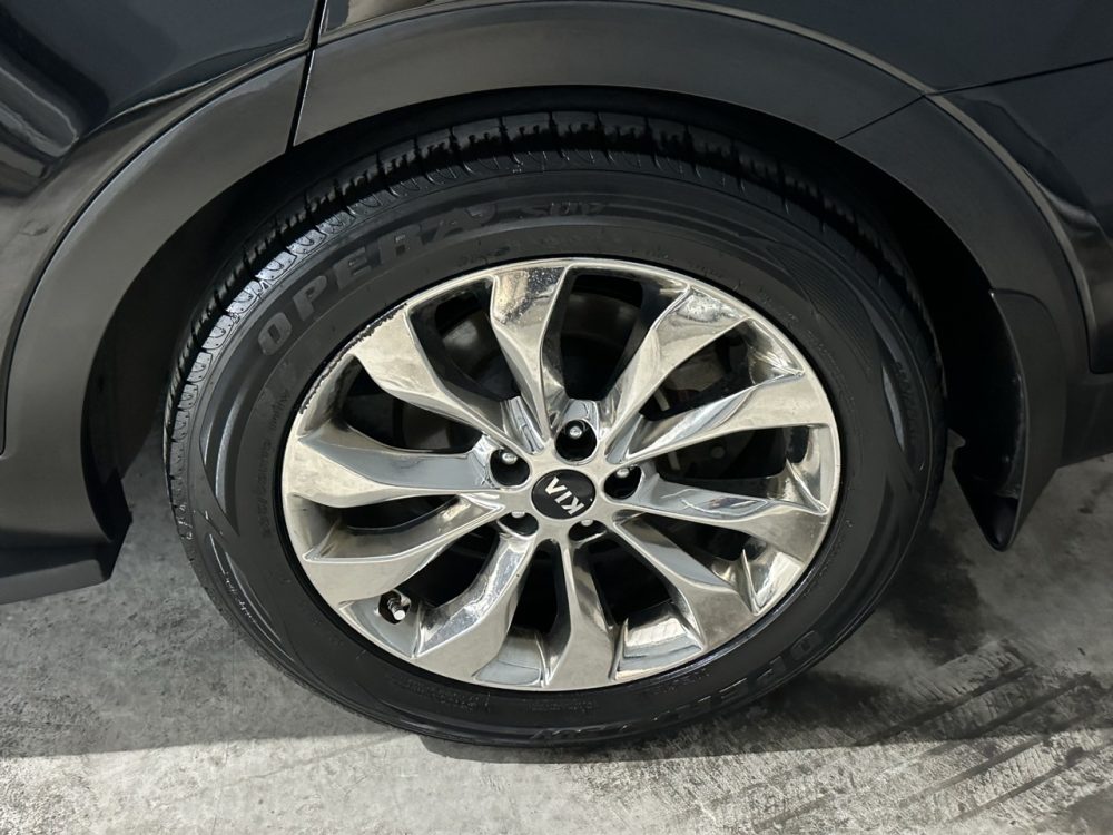 KIA SORENTO 2018 – 2.2CC Turbo Diesel / 7 Pasajeros / 4×2 / cámara 360° - Imagen 34