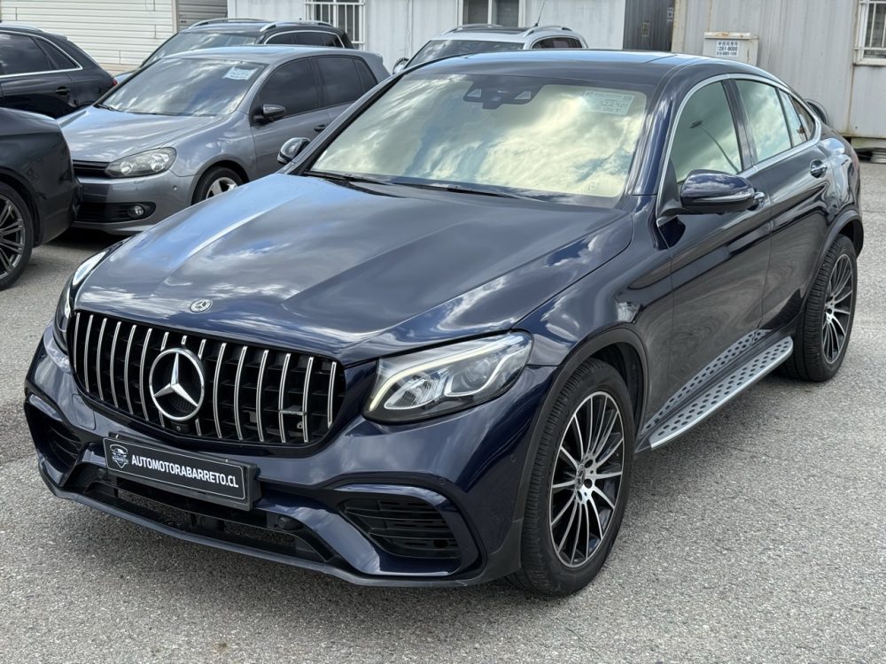 MERCEDES BENZ GLC220d 2018 – 2.2cc Turbo Diesel / 5 Pasajeros / 4matic / Kit AMG