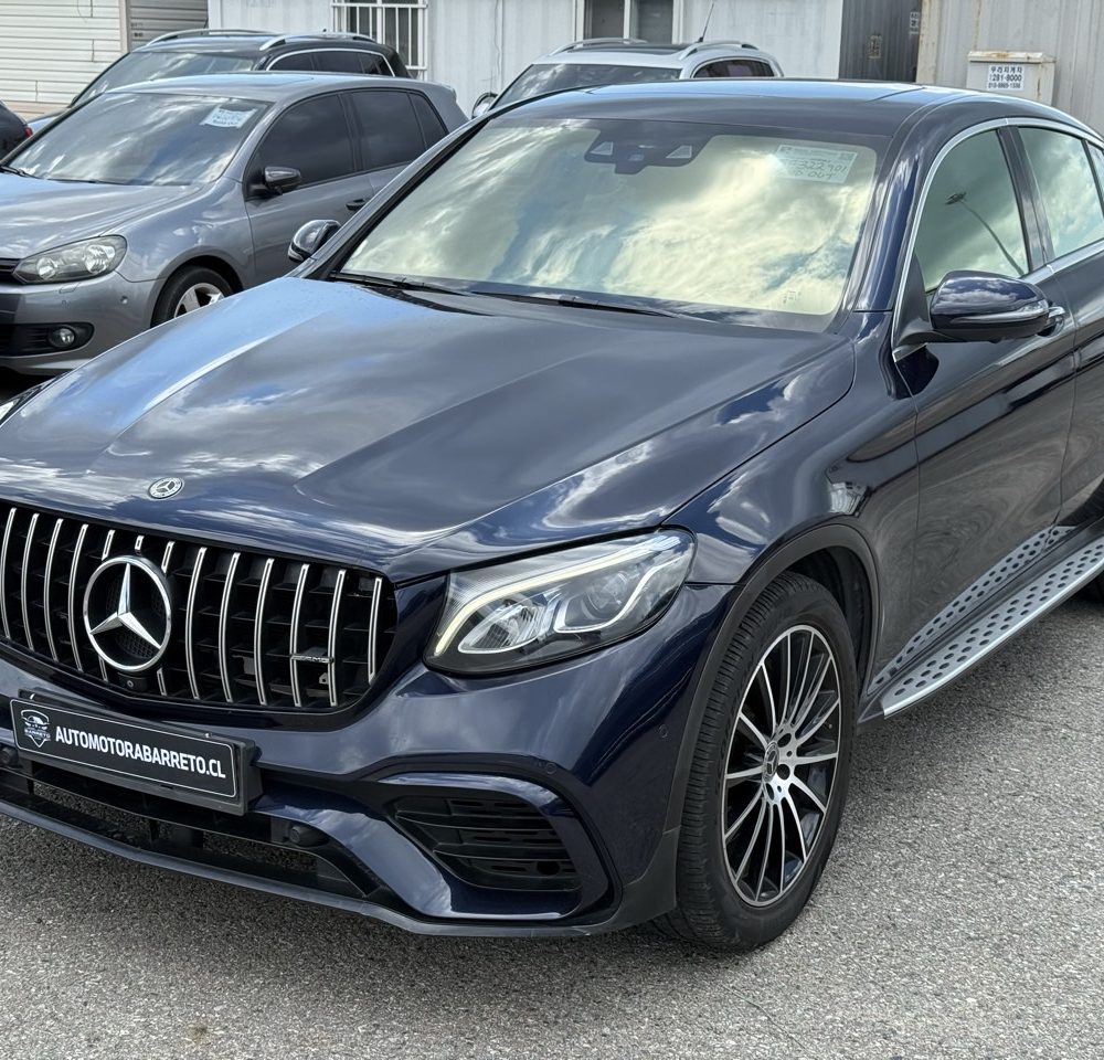 MERCEDES BENZ GLC220d 2018 – 2.2cc Turbo Diesel / 5 Pasajeros / 4matic / Kit AMG