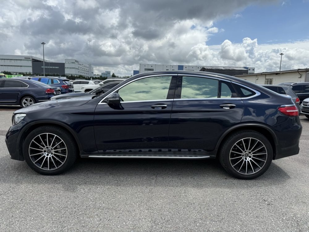 MERCEDES BENZ GLC220d 2018 – 2.2cc Turbo Diesel / 5 Pasajeros / 4matic / Kit AMG - Imagen 5