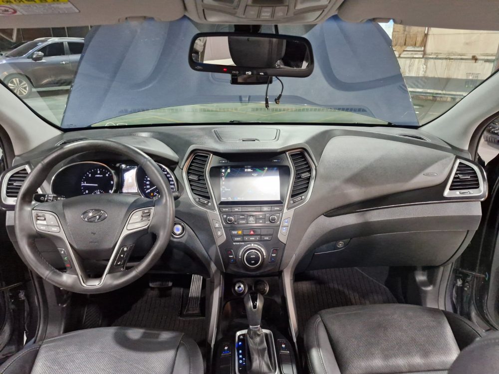 HYUNDAI SANTA FE  2016 – 2.2cc Turbo Diesel / 4×2 / 7 Pasajeros / Portalon Electronico / Camara retro - Imagen 15