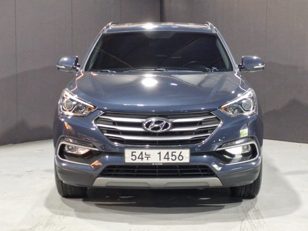 HYUNDAI SANTA FE 2018 – 2.2cc Turbo Diesel / 4×2 / 7 Pasajeros / Portalon Electronico / Camara retro - Imagen 3