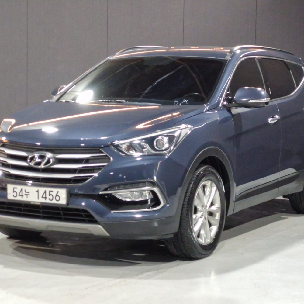 HYUNDAI SANTA FE 2018 – 2.2cc Turbo Diesel / 4×2 / 7 Pasajeros / Portalon Electronico / Camara retro