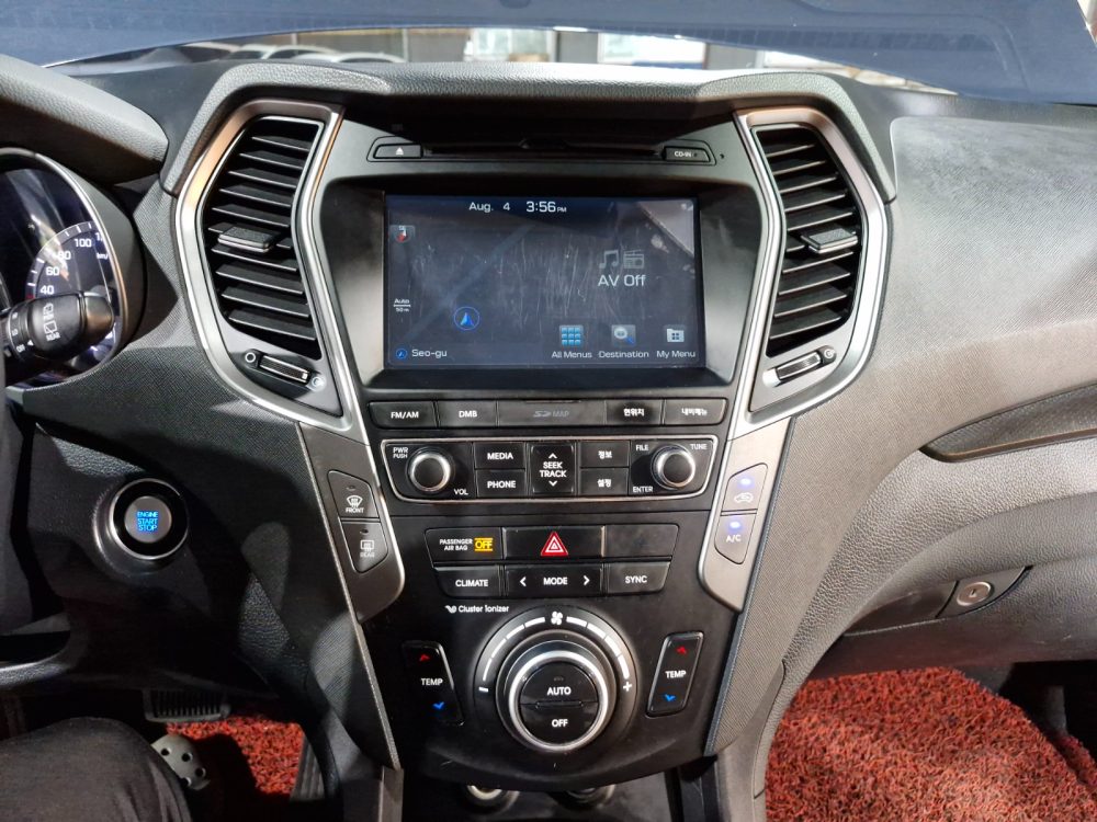 HYUNDAI SANTA FE 2018 – 2.2cc Turbo Diesel / 4×2 / 7 Pasajeros / Portalon Electronico / Camara retro - Imagen 20