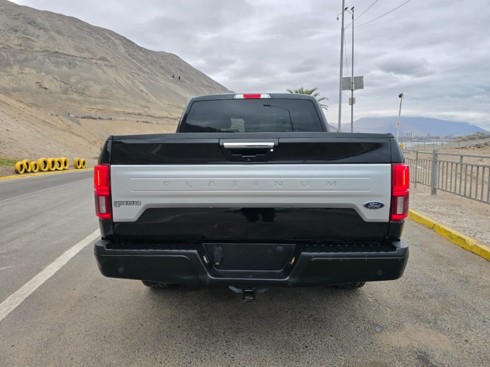 FORD F-150 PLATINIUM 2018 – 3.0cc / V6 / POWER STROKE / 5 Pasajeros - Imagen 3
