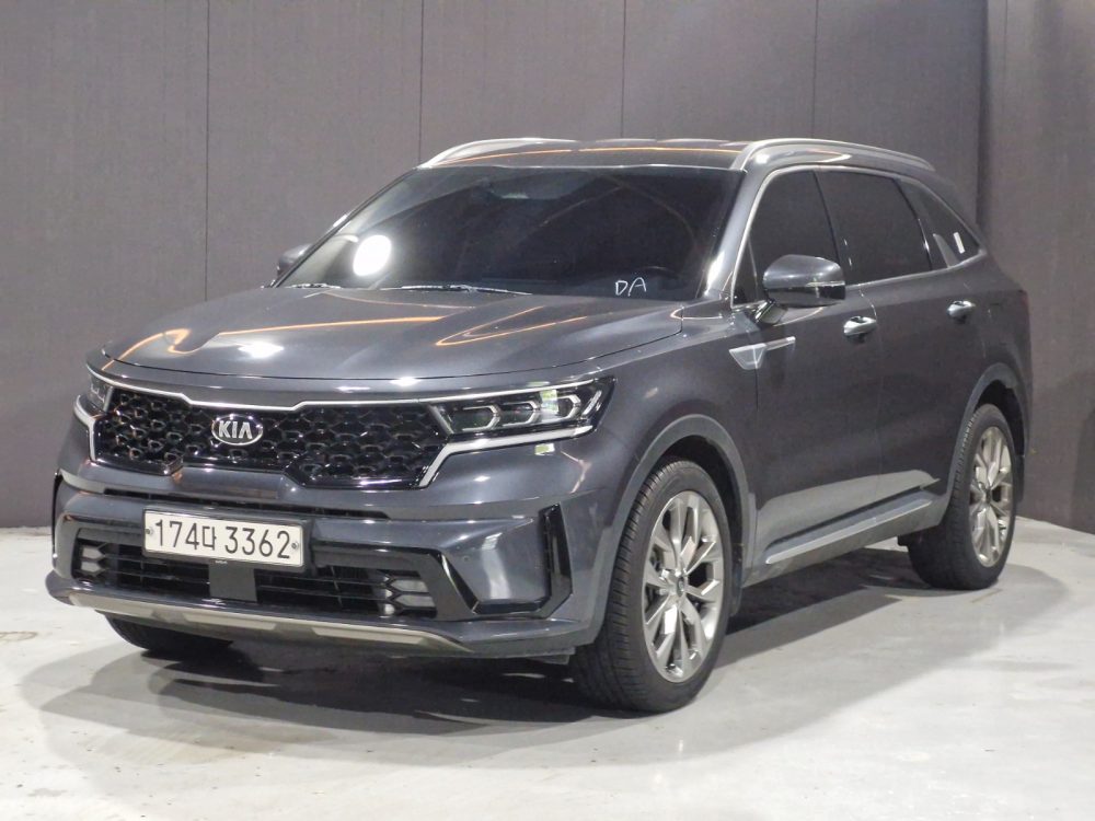 KIA SORENTO 2021 - 2.2CC Turbo Diesel / 6 Pasajeros / 4x2 / Prestige - Imagen 2