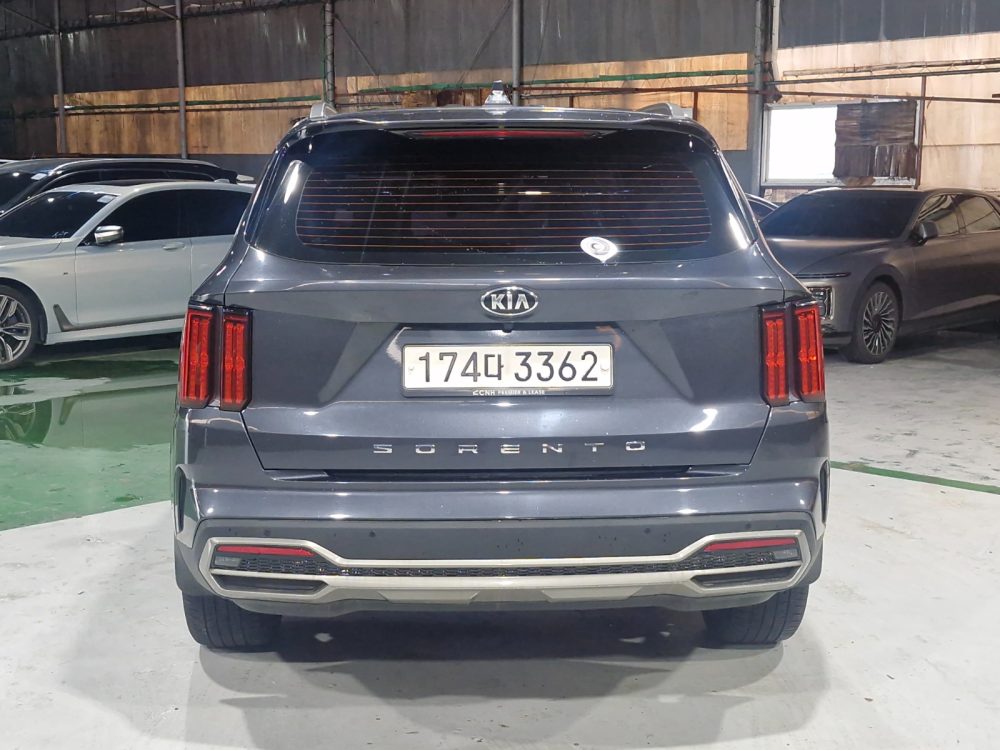 KIA SORENTO 2021 - 2.2CC Turbo Diesel / 6 Pasajeros / 4x2 / Prestige - Imagen 6