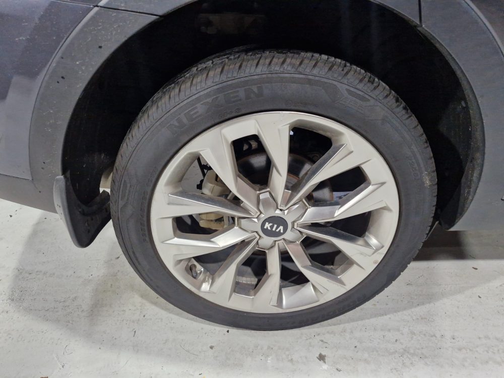 KIA SORENTO 2021 - 2.2CC Turbo Diesel / 6 Pasajeros / 4x2 / Prestige - Imagen 8