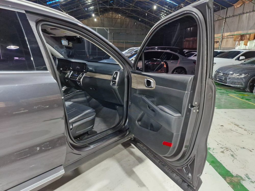 KIA SORENTO 2021 - 2.2CC Turbo Diesel / 6 Pasajeros / 4x2 / Prestige - Imagen 9