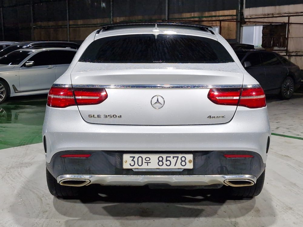 MERCEDES BENZ GLE350D COUPE 2018 – 3.0cc Turbo Diesel / 4×4 / 5 Pasajeros / Kit AMG - Imagen 9