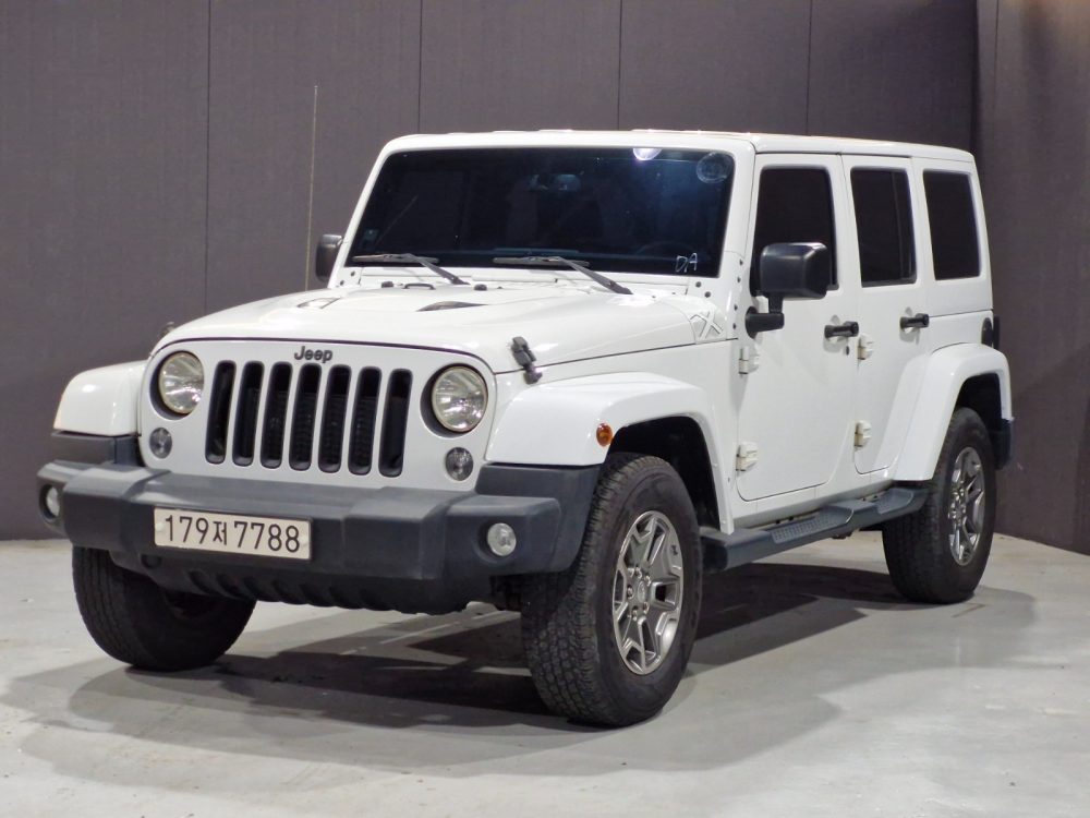 JEEP WRANGLER RUBICON 2015 – 2.8 DIESEL / 5 PASAJEROS / 4X4 / X - Imagen 2