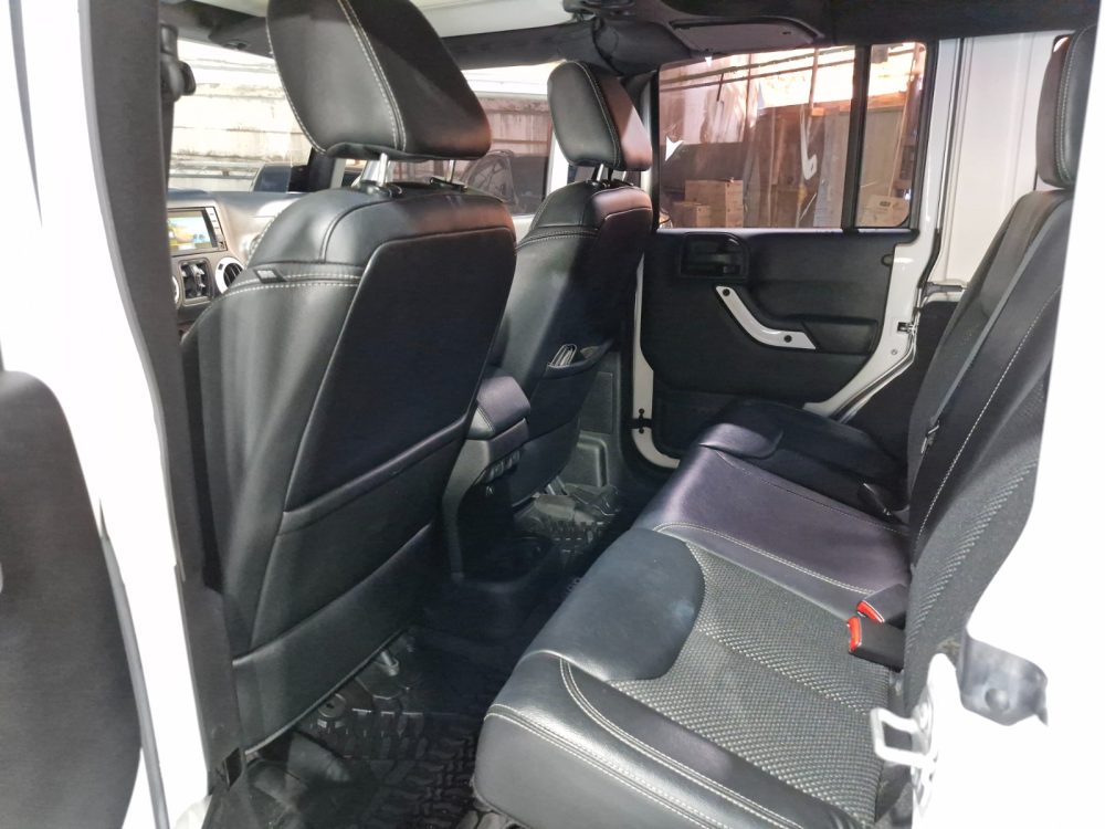 JEEP WRANGLER RUBICON 2015 – 2.8 DIESEL / 5 PASAJEROS / 4X4 / X - Imagen 22