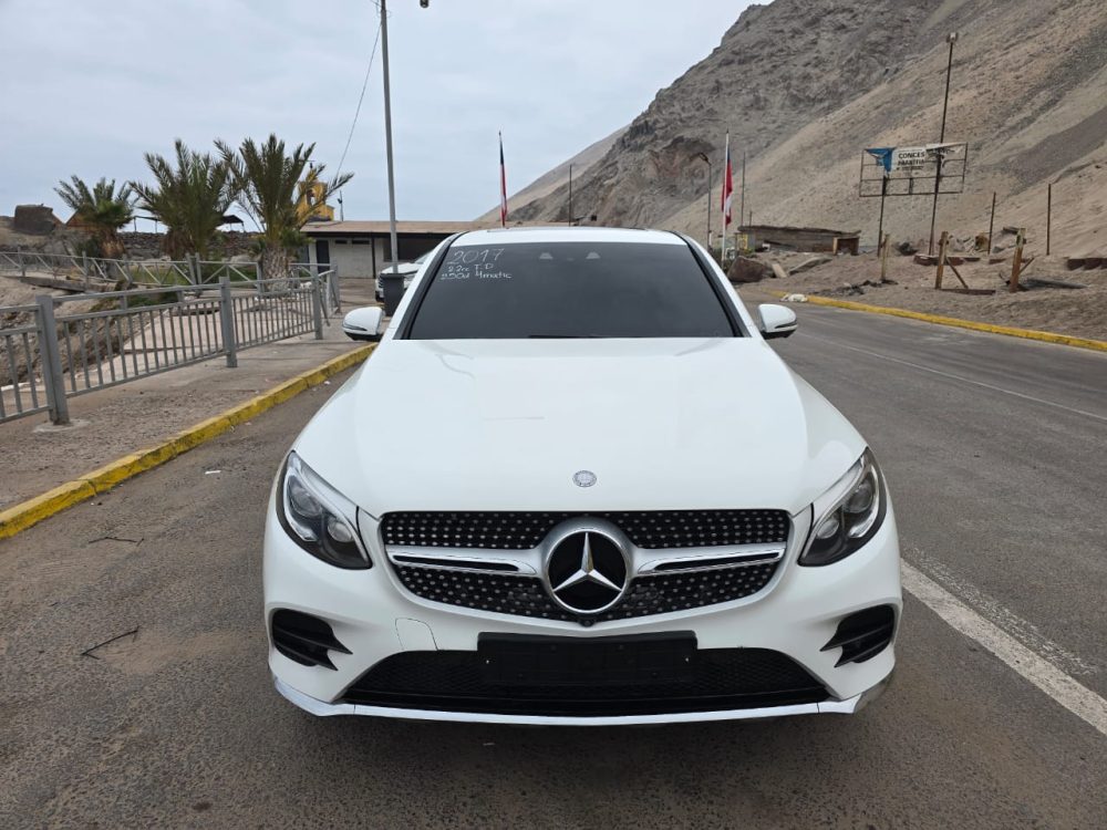 MERCEDES BENZ GLC250d 2017 – 2.2cc Turbo Diesel / 5 Pasajeros / 4matic / Kit AMG - Imagen 8